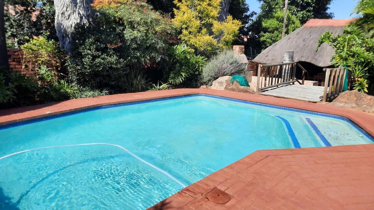 Legaeng Cottage - Serenity Pretoria-Noord Exterior foto